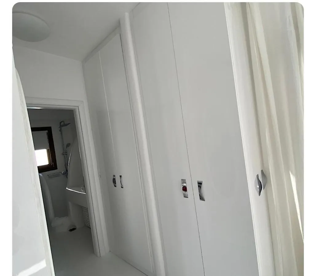 Mykonos Town White Luxury Suite With Shared Pool Downtown