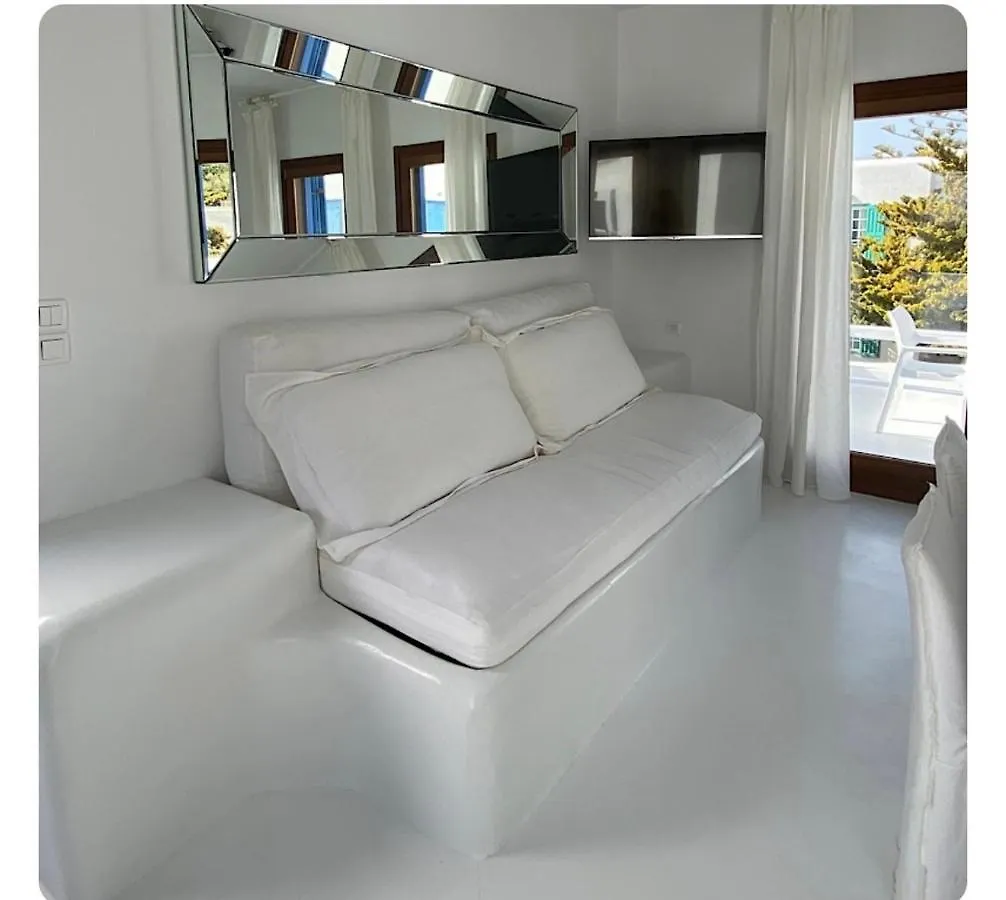 Mykonos Town White Luxury Suite With Shared Pool Downtown