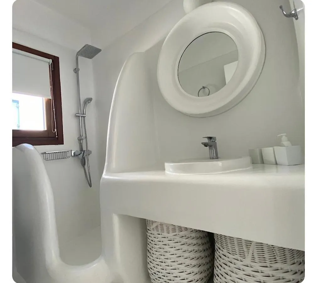 Mykonos Town White Luxury Suite With Shared Pool Downtown דירה Mykonos Town