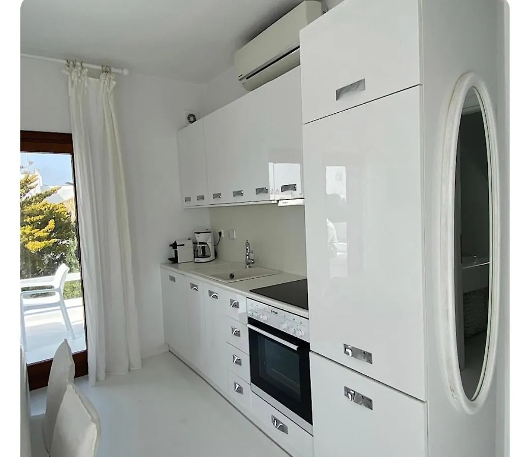 White Luxury Suite With Shared Pool Downtown Mykonos Town Διαμέρισμα